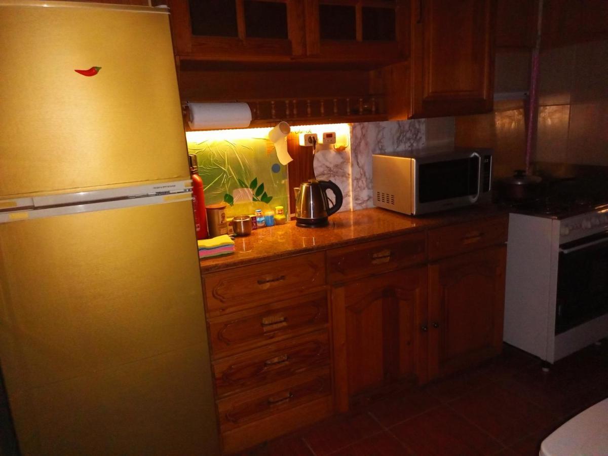 Fayrouzat Almndra Near The Sea With Garden View Apartment Alexandria Ngoại thất bức ảnh